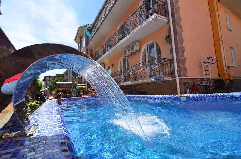 Мы готовы принимать гостей на отдых в Николаевке